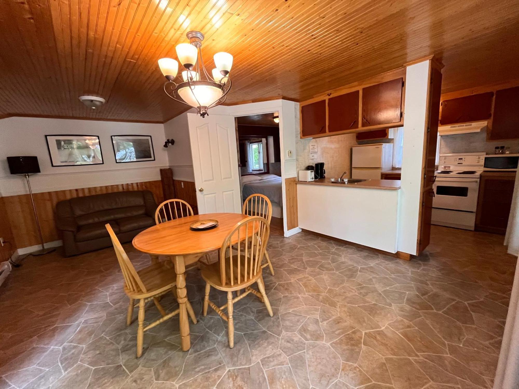 Camping Chalets Lac St-Augustin Québec Esterno foto