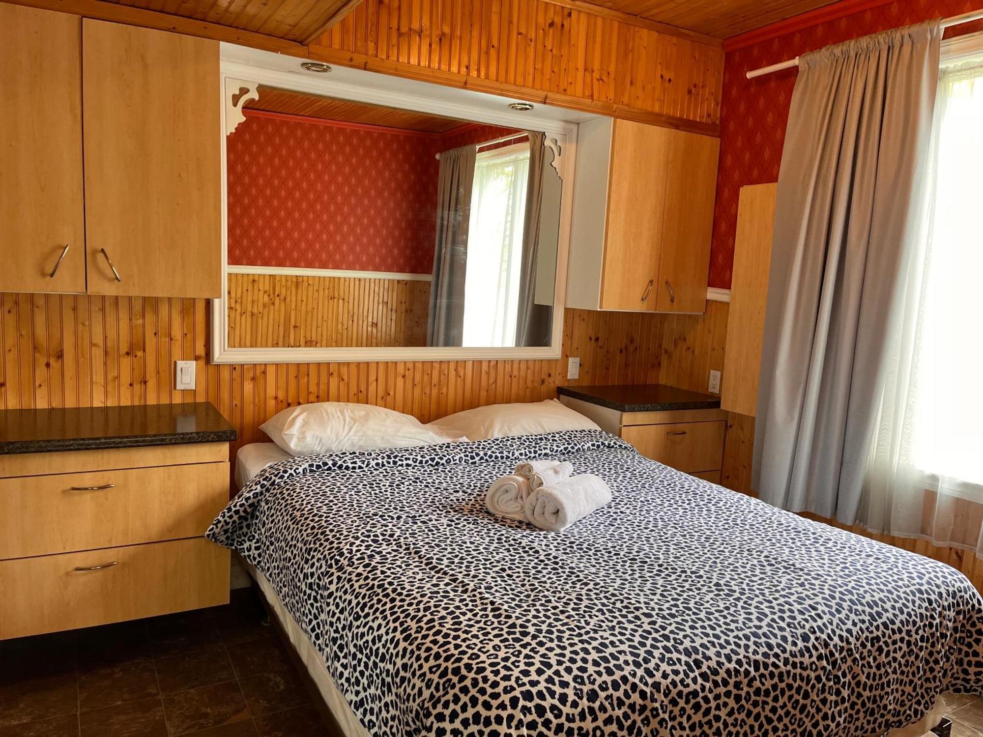 Camping Chalets Lac St-Augustin Québec Esterno foto